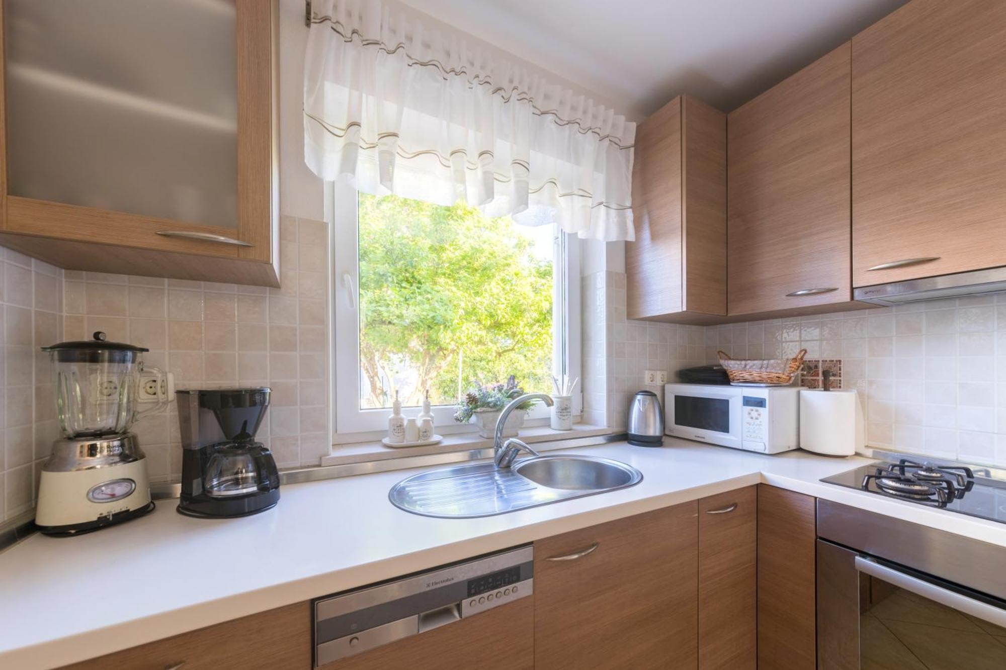 Apartmani Lenka Ugljan Habitación foto